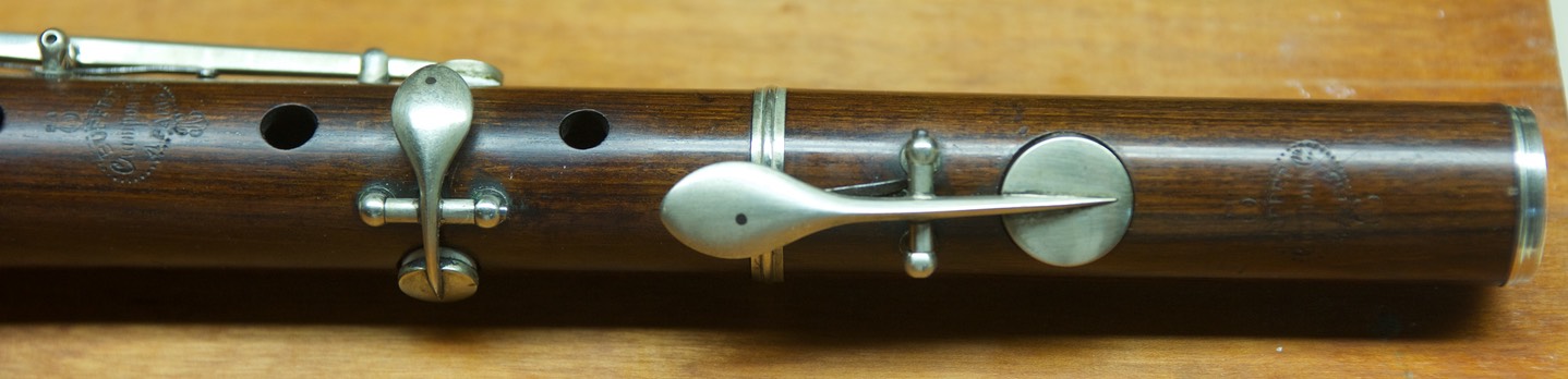 Buffet Crampon 6-key restored 2.jpg